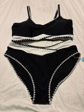 Black & White Cutout Women’s Bikini